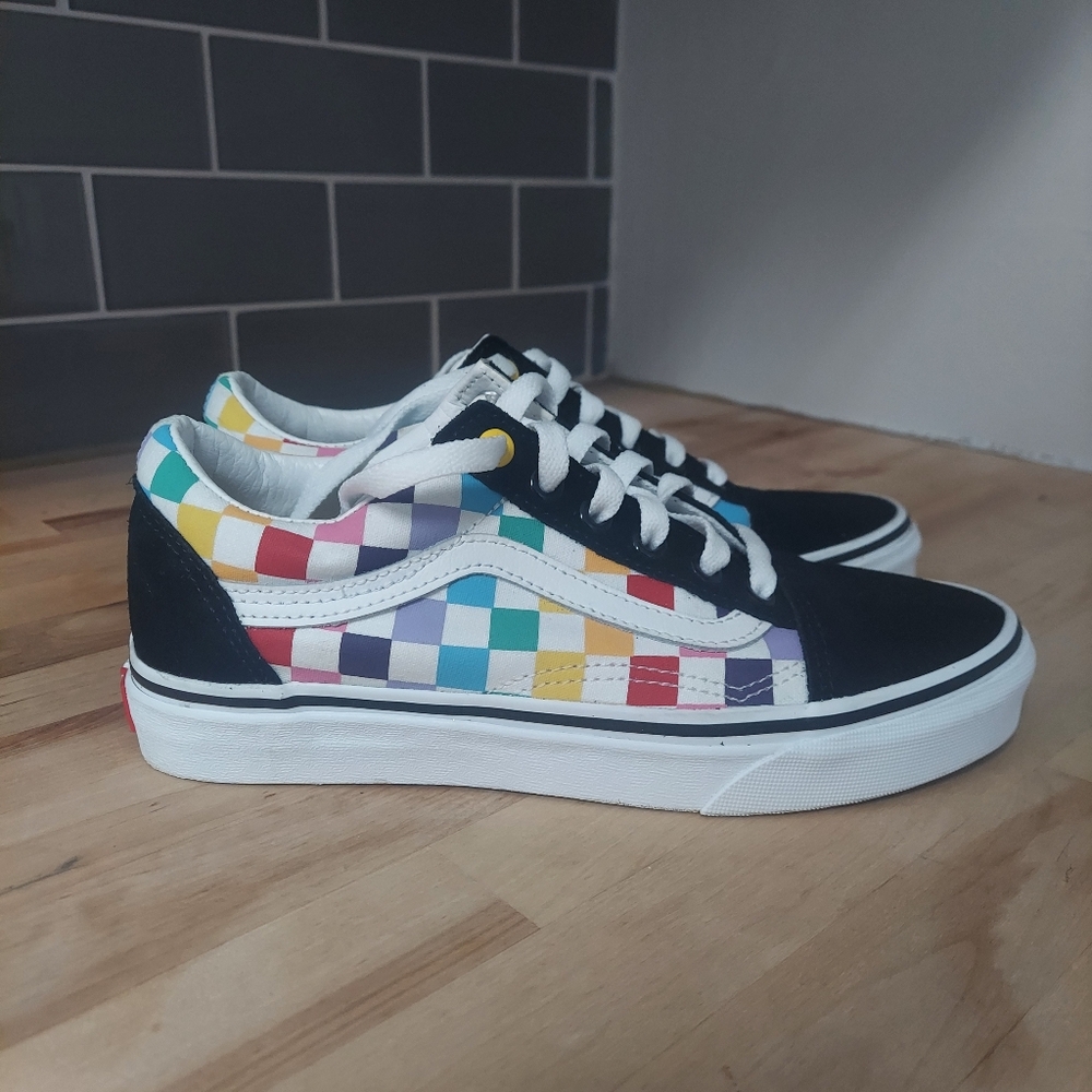 Vans Old Skool Rainbow Checkerboard Womens Shoes Size 7.5